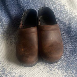 Brown DANSKOS